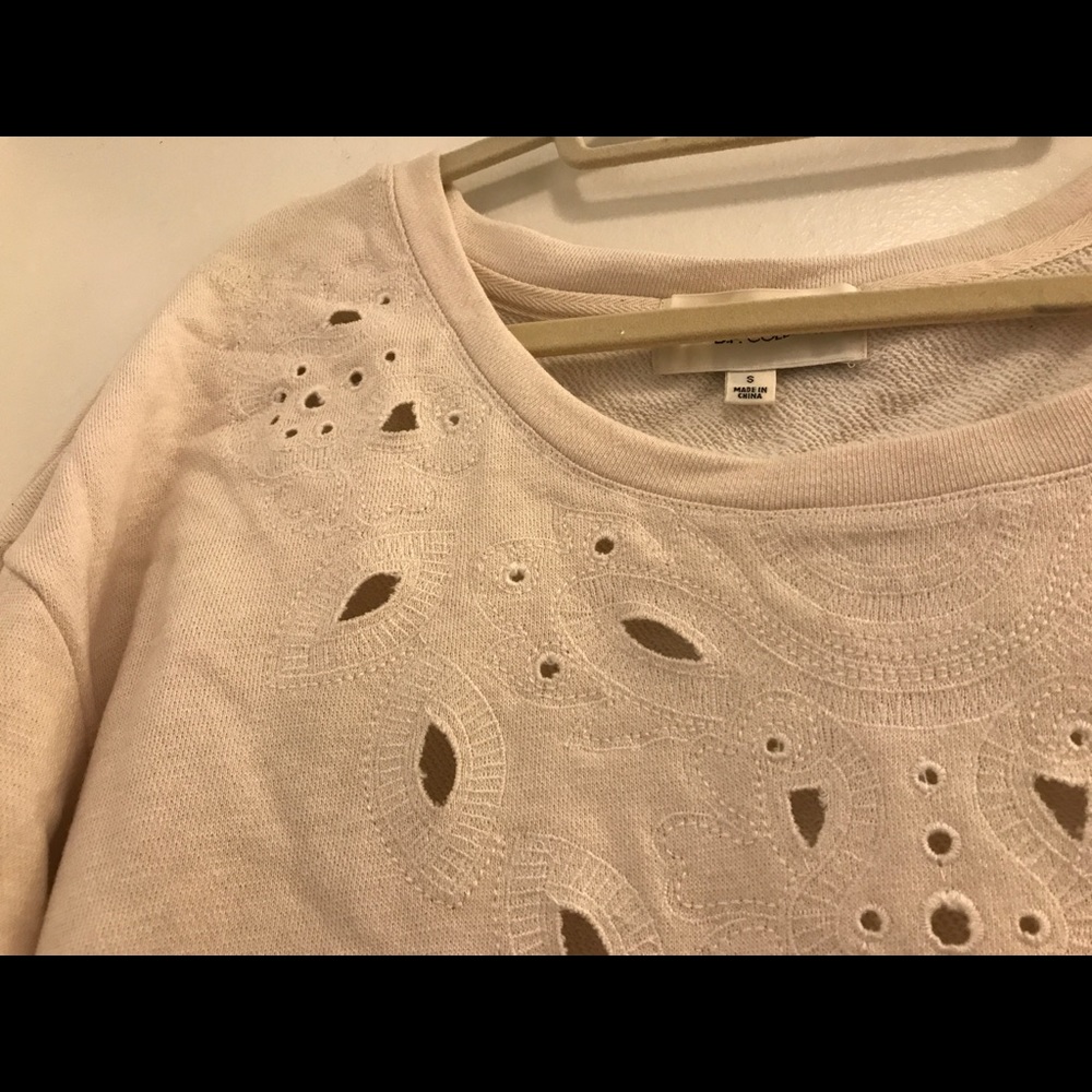 B.P. Collection Sweatshirt - Picture 2 of 6
